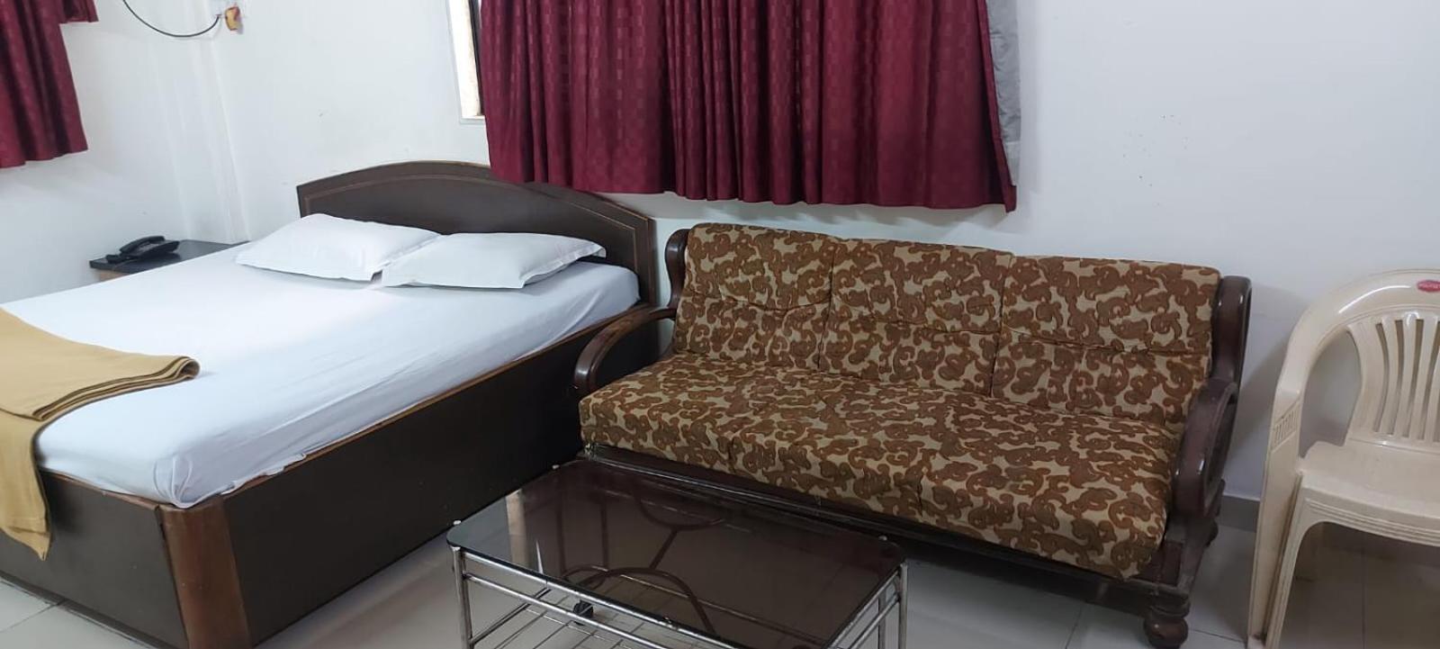 Glitz Hotels Sai Guest House - Nr Inorbit Mall Vashi Нави Мумбаи Экстерьер фото