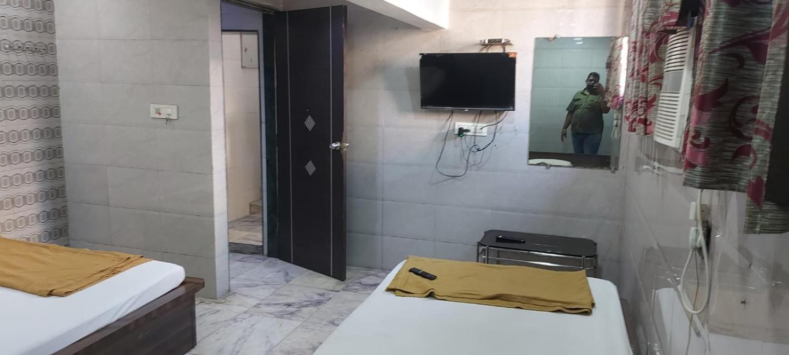 Glitz Hotels Sai Guest House - Nr Inorbit Mall Vashi Нави Мумбаи Экстерьер фото