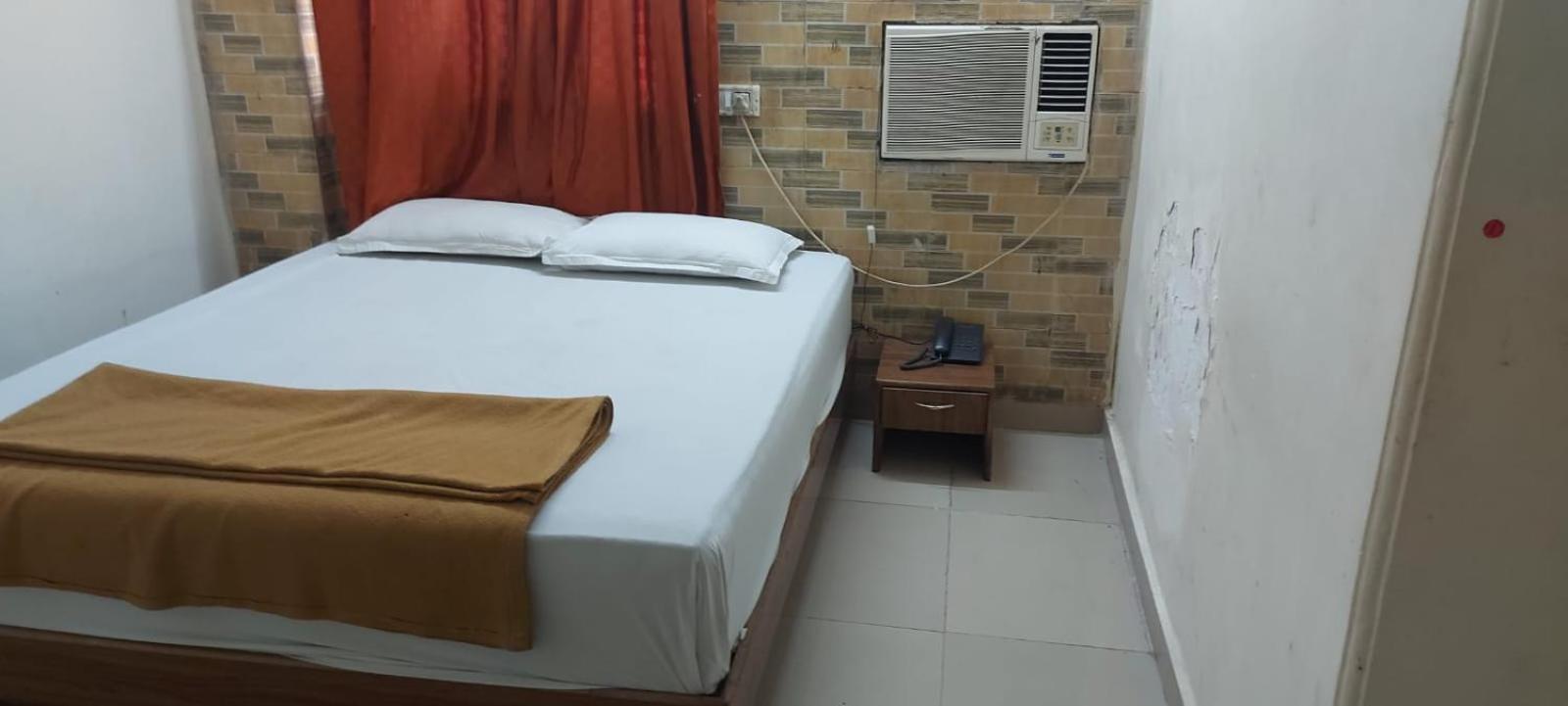 Glitz Hotels Sai Guest House - Nr Inorbit Mall Vashi Нави Мумбаи Экстерьер фото