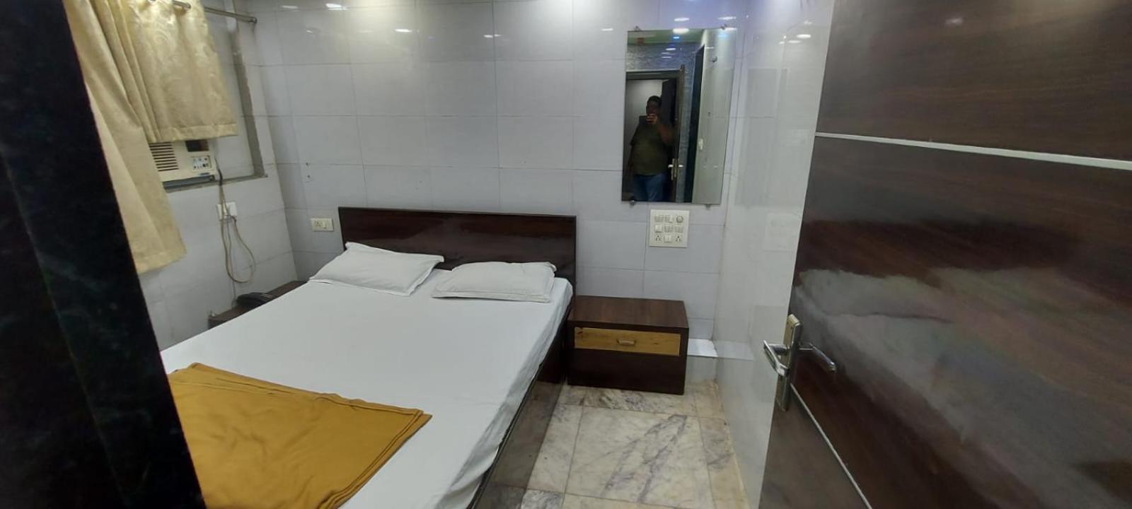 Glitz Hotels Sai Guest House - Nr Inorbit Mall Vashi Нави Мумбаи Экстерьер фото